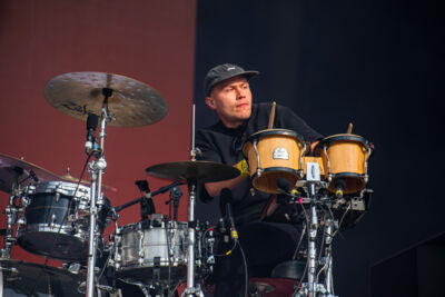 J. Bernardt @ Lokerse Feesten, picture 7, photographed by Bart Janssens - FrontView Magazine