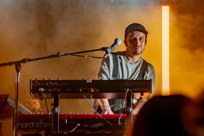 Zwangere Guy @ Club 26, picture 10, photographed by Anoek Houben - FrontView Magazine