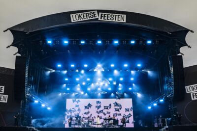 Silvie Kreusch @ Lokerse Feesten, picture 7, photographed by Sandra Van Watermeulen - FrontView Magazine