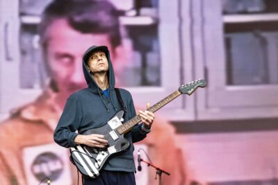 DIIV @ Lokerse Feesten, picture 6, photographed by Sandra Van Watermeulen - FrontView Magazine