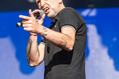 't Hof Van Commerce @ Lokerse Feesten 2025, foto 6, foto's door Edwin Houdevelt - FrontView Magazine