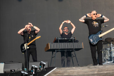 De Mens @ Lokerse Feesten, picture 1, photographed by Edwin Houdevelt - FrontView Magazine