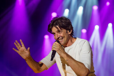 Clouseau @ Lokerse Feesten, picture 13, photographed by Edwin Houdevelt - FrontView Magazine