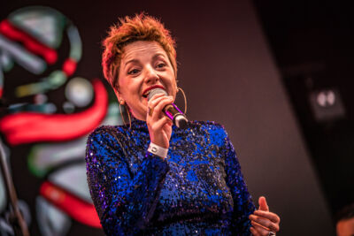 Con Mucho Gusto @ Fonnefeesten 2025, foto 2, foto's door Danny Wagemans - FrontView Magazine