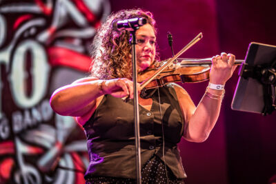 Con Mucho Gusto @ Fonnefeesten 2025, foto 14, foto's door Danny Wagemans - FrontView Magazine