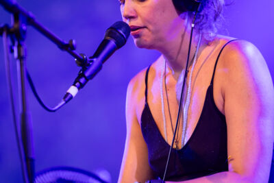 Naima Joris & Vitja Pauwels @ OLT, picture 1, photographed by Bruno Holvoet - FrontView Magazine