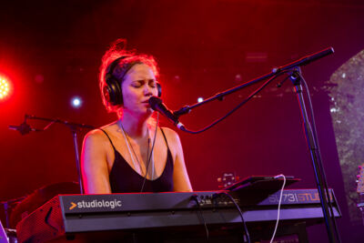 Naima Joris & Vitja Pauwels @ OLT, picture 12, photographed by Bruno Holvoet - FrontView Magazine