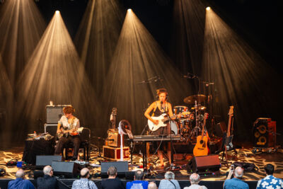 Naima Joris & Vitja Pauwels @ OLT, picture 16, photographed by Bruno Holvoet - FrontView Magazine