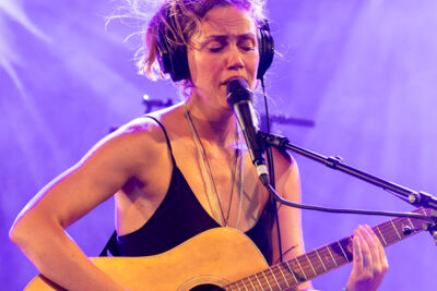 Naima Joris & Vitja Pauwels @ OLT, picture 20, photographed by Bruno Holvoet - FrontView Magazine