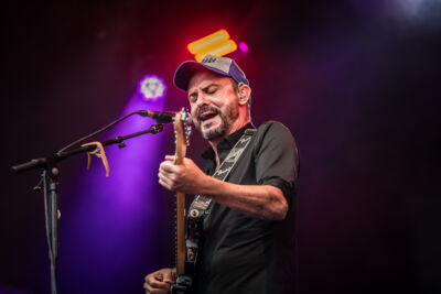 Tijs Vanneste en de Paradijsvogels @ Fonnefeesten 2025, foto 3, foto's door Danny Wagemans - FrontView Magazine