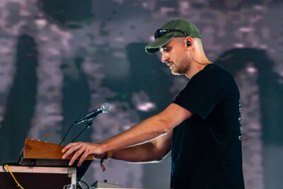 Gotu JIM @ Lowlands, picture 7, photographed by Anoek Houben - FrontView Magazine