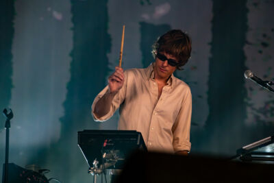 Gotu JIM @ Lowlands, picture 8, photographed by Anoek Houben - FrontView Magazine