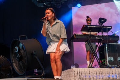 Luna @ Rijvers Festival 2025, picture 15, photographed by Dimitri Vanlommel - FrontView Magazine