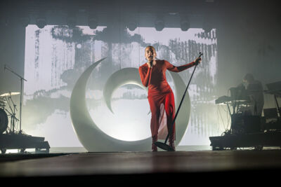 Maan @ Rijvers Festival 2025, picture 16, photographed by Dimitri Vanlommel - FrontView Magazine