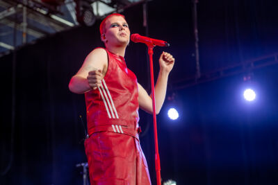 Red Sebastian @ Rijvers Festival 2025, picture 2, photographed by Dimitri Vanlommel - FrontView Magazine