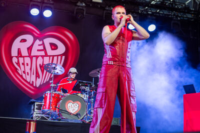 Red Sebastian @ Rijvers Festival 2025, picture 9, photographed by Dimitri Vanlommel - FrontView Magazine