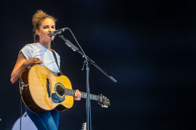 Emmy d'Arc @ Rijvers Festival 2025, picture 2, photographed by Dimitri Vanlommel - FrontView Magazine