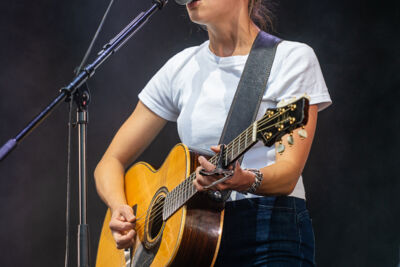 Emmy d'Arc @ Rijvers Festival 2025, picture 9, photographed by Dimitri Vanlommel - FrontView Magazine