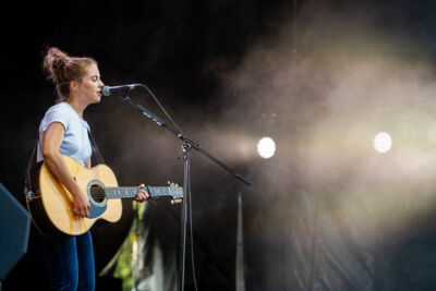 Emmy d'Arc @ Rijvers Festival 2025, picture 11, photographed by Dimitri Vanlommel - FrontView Magazine