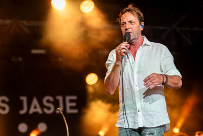 Mama's Jasje @ Rijvers Festival 2025, picture 8, photographed by Dimitri Vanlommel - FrontView Magazine