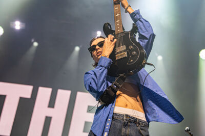 The Beaches @ Lowlands, picture 8, photographed by Anoek Houben - FrontView Magazine
