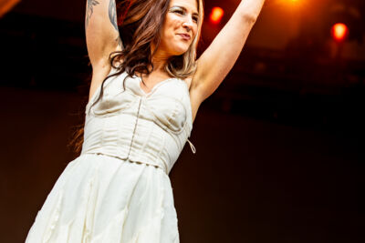 Charlotte Wessels @ Dynamo Metal Fest, foto 8, foto's door Dorien Goetschalckx - FrontView Magazine