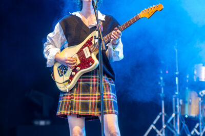Kids With Buns @ Rijvers Festival 2025, picture 14, photographed by Youri Vanlommel - FrontView Magazine