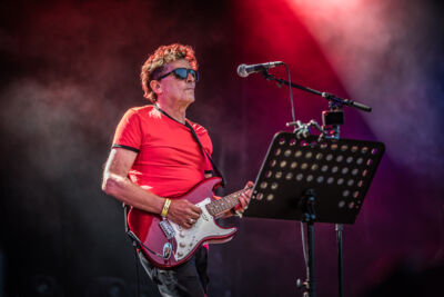 Neon Electronics @ Fonnefeesten 2025, foto 1, foto's door Danny Wagemans - FrontView Magazine