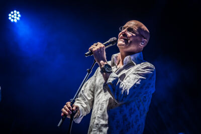 Night Fever - A tribute to the Bee Gees @ Fonnefeesten 2025, foto 27, foto's door Danny Wagemans - FrontView Magazine