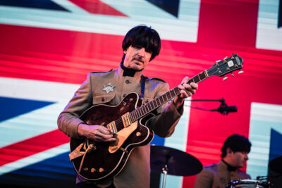 HELP! A Beatles Tribute @ Fonnefeesten 2025, foto 1, foto's door Danny Wagemans - FrontView Magazine
