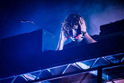 Jamie XX @ Lowlands, picture 2, photographed by Anoek Houben - FrontView Magazine