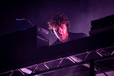 Jamie XX @ Lowlands, picture 4, photographed by Anoek Houben - FrontView Magazine