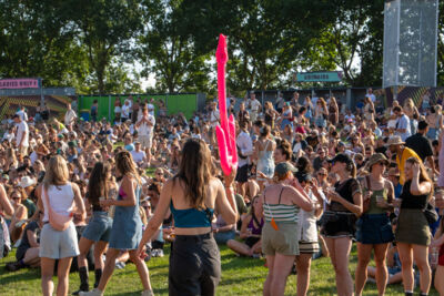 Sfeer @ Lowlands, picture 1, photographed by Anoek Houben - FrontView Magazine