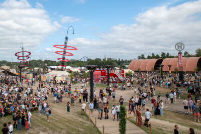 Sfeer @ Lowlands, picture 13, photographed by Anoek Houben - FrontView Magazine