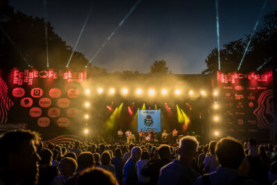 Antwerp Gipsy-Ska Orkestra @ Fonnefeesten 2025, foto 14, foto's door Danny Wagemans - FrontView Magazine