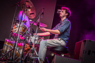 Floris Francis Arthur @ Fonnefeesten 2025, foto 5, foto's door Danny Wagemans - FrontView Magazine