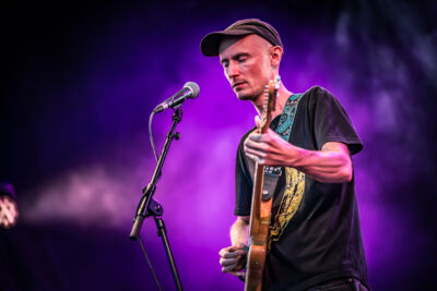 Floris Francis Arthur @ Fonnefeesten 2025, foto 8, foto's door Danny Wagemans - FrontView Magazine