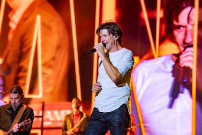 Clouseau @ Marktrock, picture 9, photographed by Anoek Houben - FrontView Magazine