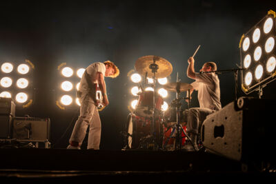 Equal Idiots @ Beveren Buiten, picture 1, photographed by Bart Janssens - FrontView Magazine