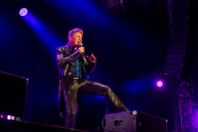 Helmut Lotti @ Beveren Buiten, picture 11, photographed by Bart Janssens - FrontView Magazine
