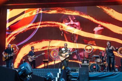 Milow @ Marktrock 2025, foto 5, foto's door Anoek Houben - FrontView Magazine