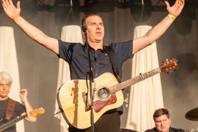 Yevgueni @ Maanrock 2025, foto 16, foto's door Edwin Houdevelt - FrontView Magazine