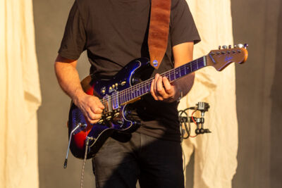 Yevgueni @ Maanrock 2025, foto 23, foto's door Edwin Houdevelt - FrontView Magazine