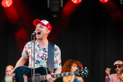 Cleymans Zingt Spring @ Maanrock 2025, photo 23 of 28, photographed by Edwin Houdevelt - FrontView Magazine
