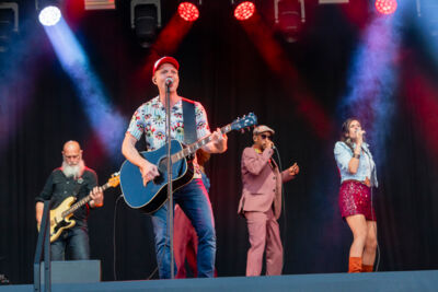 Cleymans Zingt Spring @ Maanrock 2025, photo 26 of 28, photographed by Edwin Houdevelt - FrontView Magazine