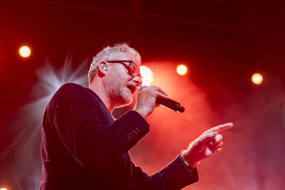 Matt Berninger @ OLT Rivierenhof, picture 14, photographed by Bart Janssens - FrontView Magazine