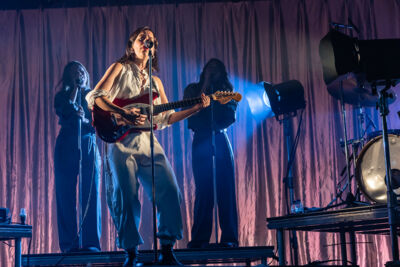 Eefje de Visser @ OLT Rivierenhof, picture 9, photographed by Marc Verdonck - FrontView Magazine