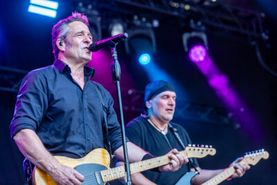 The Bruceband @ Villa Pace 2025, picture 12, photographed by Edwin Houdevelt - FrontView Magazine