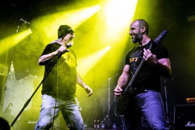 Cyclone - Punx in the pit @ De Schorre, picture 1, photographed by Sandra Van Watermeulen - FrontView Magazine
