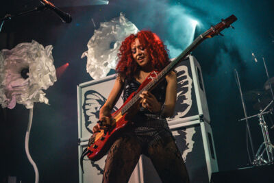 Nova Twins @ Wintercircus, picture 14, photographed by Jelle Meersschaut - FrontView Magazine